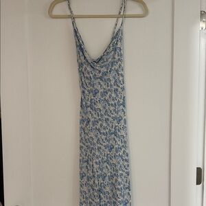 Audrey 3+1 Blue and Cream Floral Pattern Dress